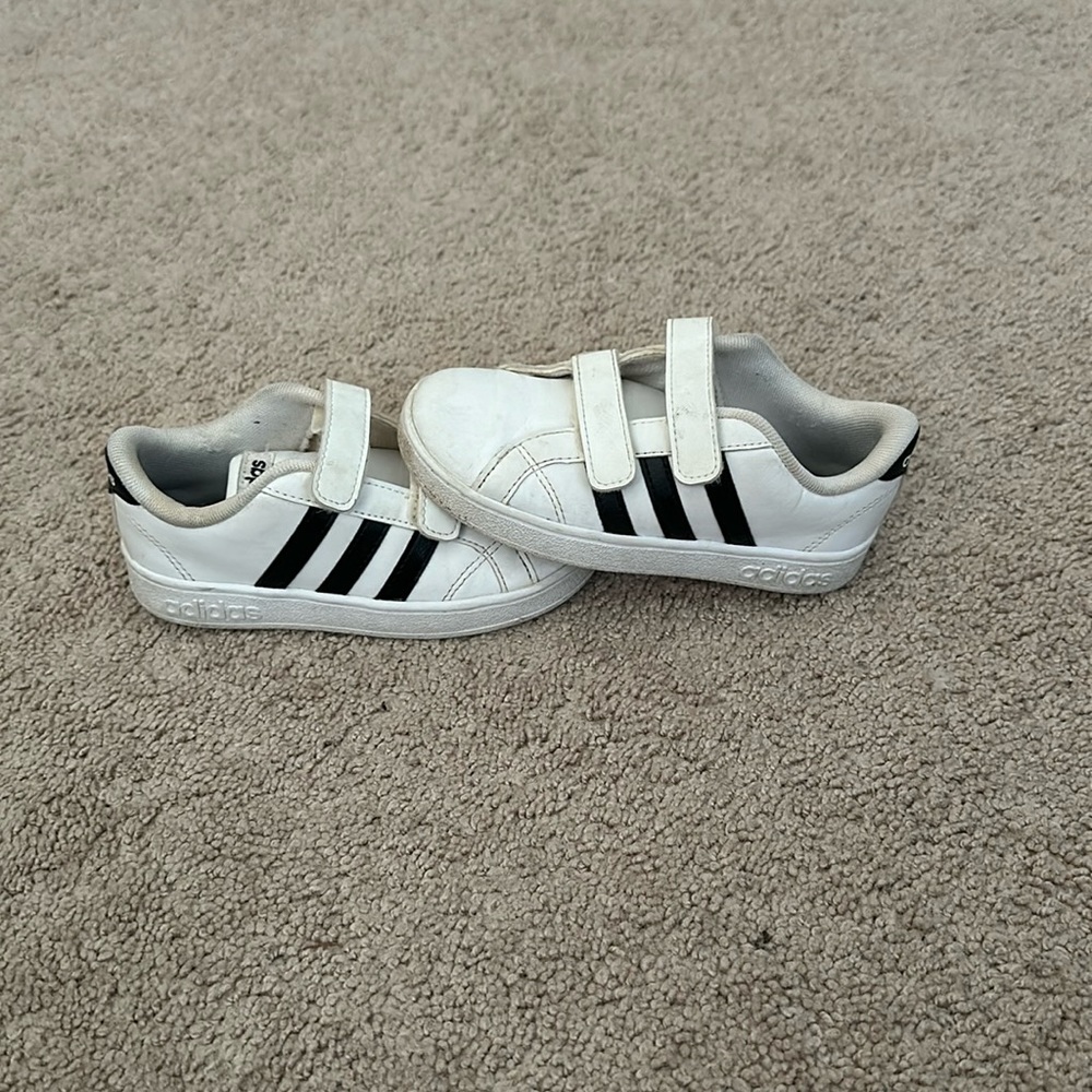 Adidas Velcro Shows(Size 10)